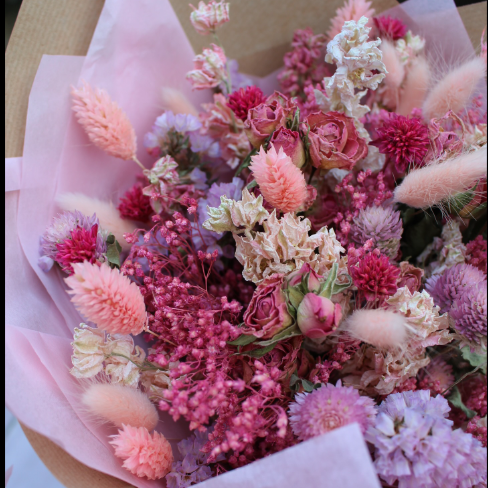 Local Florist To Peakhurst 2210 By Magnolia & Rose Florist 2210